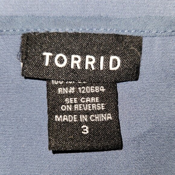 Torrid 3 3X Blue Georgette Sleeveless Floral Embroidered Shark Bite Blouse Boho - Picture 5 of 7